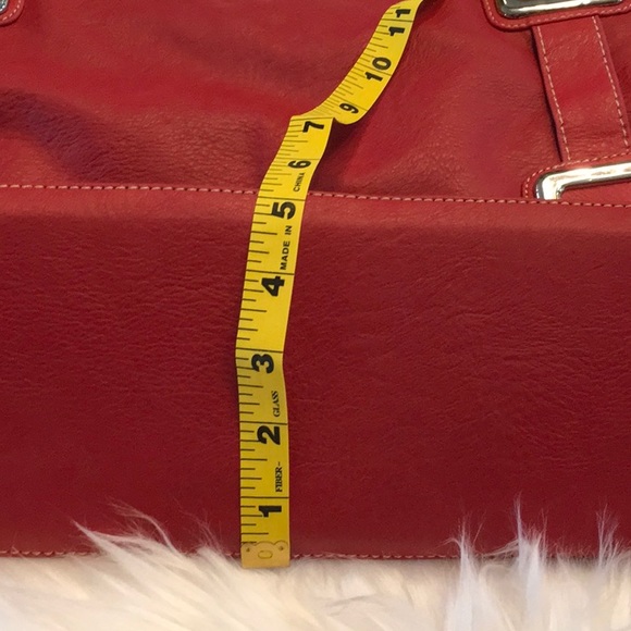 Great No Name Shoulder Bag.
NWOT - Picture 9 of 15